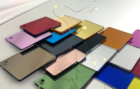 كيف يختار المشترون بين صفائح مرآة الأكريليك المستوردة والمحلية