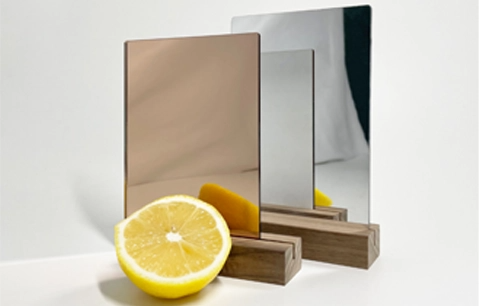 Miroir en plexiglas dans les installations sportives : au-del&agrave; des gymnases