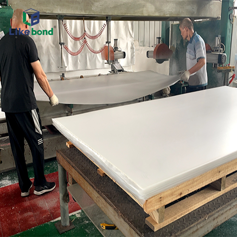 Acrylic Sheet Trimming & Cutting